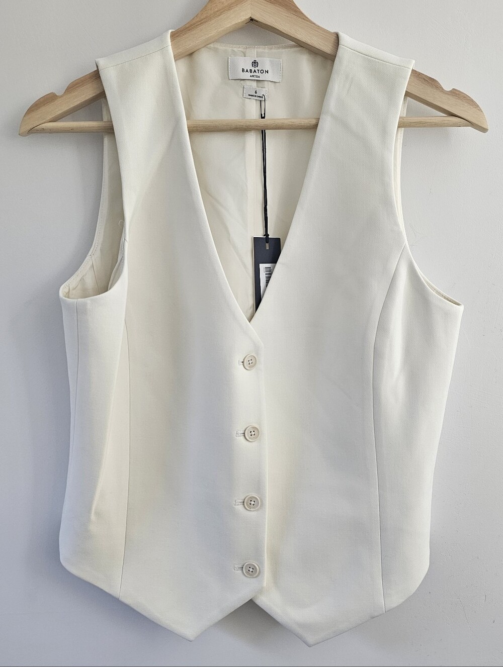 Aritzia Babaton Deniro Button-Front Tailored Vest NWT